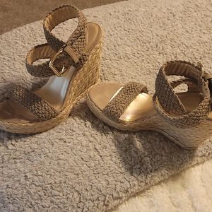 Stuart Weitzman khaki crochet wedges